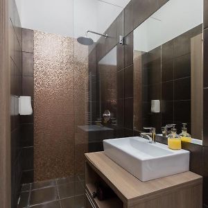 Private Bathroom King Room